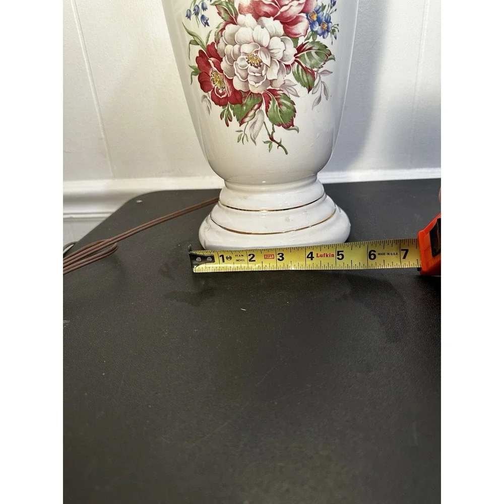 Vintage Floral Porcelain Table Lamp White Ceramic Rose‎ Bouquet Gold Trim 31